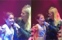 Carolina Dieckmmann emociona em dueto com neta de Preta Gil; vídeo