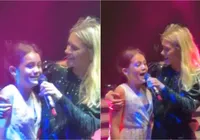 Carolina Dieckmmann emociona em dueto com neta de Preta Gil; vídeo
