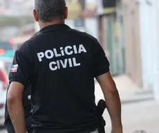 Criança morre após manusear arma pai e atirar em si mesma na Bahia