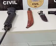 Polícia apreende armas com suspeito de importunação em Alagoinhas