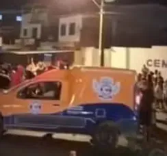 Acidente entre moto e carro deixa duas pessoas mortas na Bahia