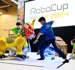 Competidores de 40 países disputam a 'Copa do Mundo da Robótica'