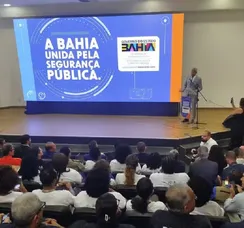 Governador da Bahia anuncia concurso da Polícia Civil com 750 vagas