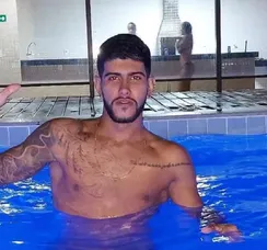 Jovem de 24 anos é executado a tiros em fábrica de estofados na Bahia