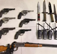 Polícia desarma grupo criminoso e prende 11 homens no interior da BA