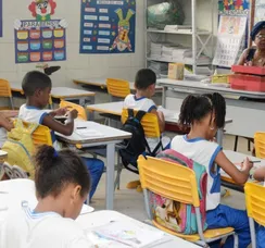 Rede Municipal de Salvador abre cadastro de alunos para 2026