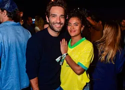 Bella Campos encarna Fátima, de Vale Tudo, e 'expõe' Humberto Carrão