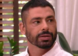 Cauã Reymond confessa desejo em cenas de 'Vale Tudo': "Tesão"