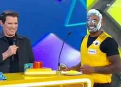 Davi Brito comete gafe no SBT e leva 'invertida' de Celso Portiolli