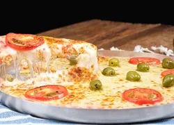 Dia da Pizza: aprenda fazer receita rápida e prática no liquidificador