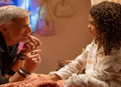 'Dona de Mim': Jaques se enfurece e quase perde a cabeça com Sofia