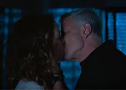 'Dona de Mim': passado de Jaques vem à tona durante beijo com Filipa