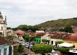 Duas pessoas são encontradas mortas com as cabeças decepadas na Bahia