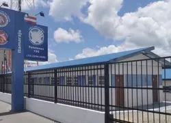 Homem é preso suspeito de agredir e ameaçar enteado com faca na Bahia