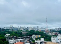 Inmet emite alerta de chuva para 61 cidades do litoral da Bahia