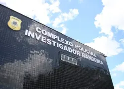 Médico com dívida de R$ 40 mil em pensão é preso em consultório na BA