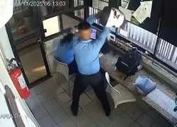 Funcionário que bateu na colega com capacete é demitido na Bahia