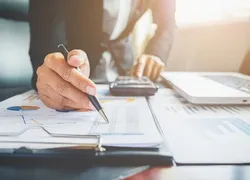 Plataforma de empregos abre mais de 500 vagas para contadores na BA