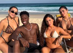 Quem são as modelos apontadas como affairs de Vini Jr em foto na praia