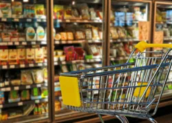 Rede de supermercados oferece vagas de emprego em Feira de Santana