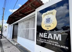 Suspeito de queimar companheira com modelador de cachos é preso na BA
