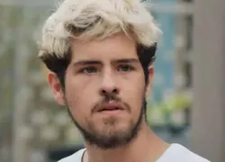 Três Graças: autor muda trama e Raul pode não ser filho de Arminda