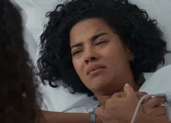 'Vale Tudo': Fátima implora pela ajuda de Raquel e se dá mal