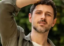 'Vale Tudo': filho de Odete surge saudável ao lado de Heleninha
