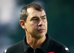 Vitória define novo técnico após demissão de Carpini