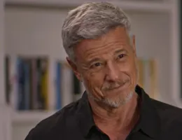 Dona de Mim: Jaques desespera mocinha com confissão: 'Matei meu irmão'