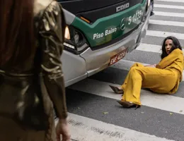 'Três Graças': Arminda tenta matar Zenilda em atentado; veja fotos