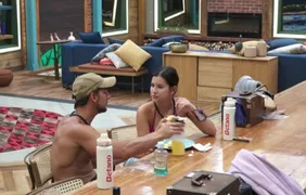 A Fazenda 17: Mesquita é detonado por crítica a Duda: 'Começa assim'