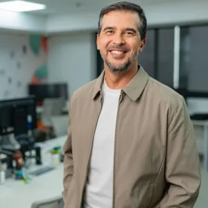 Fernando Sodake estreia na Bahia FM com novo programa jornalístico