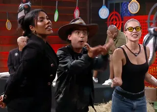 A Fazenda: Carol e Saory vão para cima de Mesquita e Duda com ataques