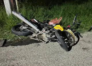 Acidente entre carro e moto deixa uma pessoa morta no sul da Bahia