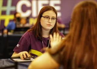 CIEE oferece mais de 8 mil vagas de estágio e Jovem Aprendiz