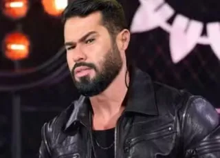 Cantor de banda de forró morre após sofrer acidente de moto na Bahia