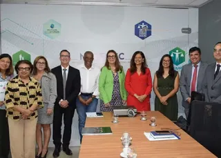 Governo da Bahia e professores firmam acordo sobre piso do magistério