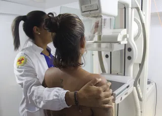 Shopping de Salvador recebe ação com 900 exames gratuitos de mamografia