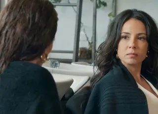 'Três Graças': Zenilda abre o jogo e expõe passado de Arminda