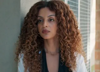 'Três Graças': Viviane comete erro fatal e entrega verdade do roubo