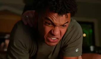 'Dona de Mim': Samuel e Jaques entram em briga e pior acontece