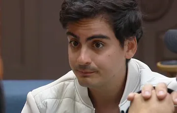 A Fazenda: Dudu Camargo é condenado na Justiça e peão pode ser expulso