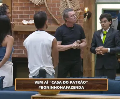 A Fazenda 17: Boninho faz aparição histórica no e dá susto em peões