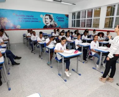 Cursos de férias gratuitos são ofertados para alunos da rede estadual