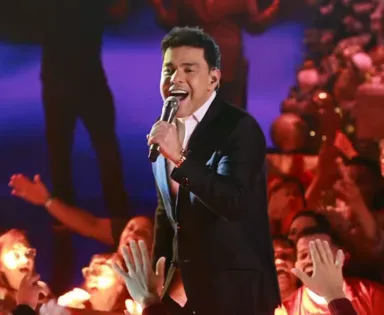 Direção do SBT se reúne após vídeo de Zezé Di Camargo e toma decisão