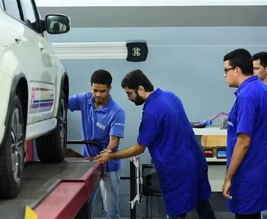 Senai promove mais de mil bolsas gratuitas em cursos técnicos na Bahia