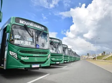 Carnaval: prefeitura anuncia tarifa zero nos ônibus para ambulantes