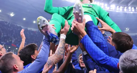 Para alegria dos adversários do Flamengo, o PSG é campeão mundial