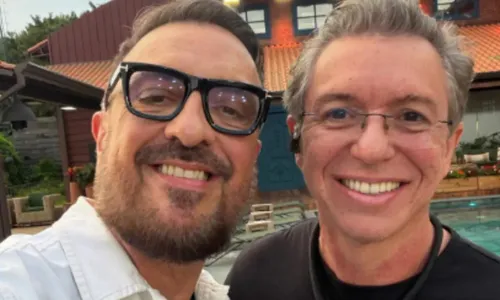 
					A Fazenda 17: Boninho faz aparição histórica e dá susto em peões
				
				